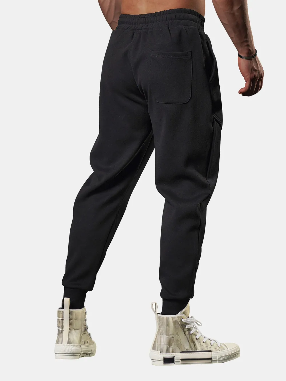 Man Split Cropped Joggers