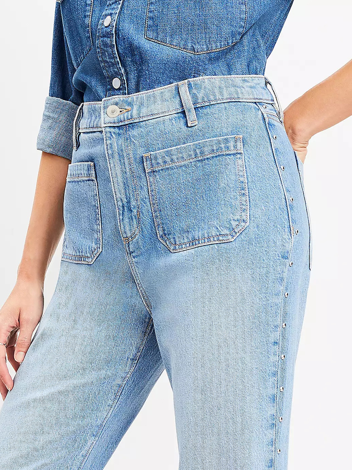 Patch Pocket High Rise Relaxed Flare Jeans in Light Vintage Indigo Wash