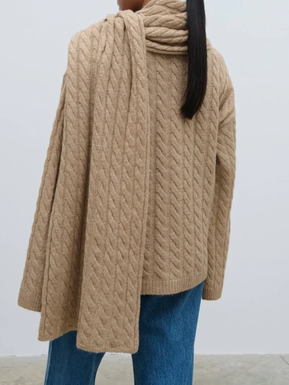 Palmer Cable Knit Jumper with Scarf