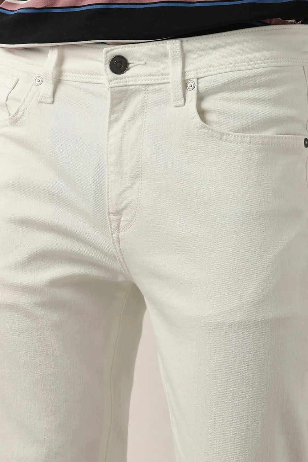 White Mid Rise Leon Slim Fit Jeans