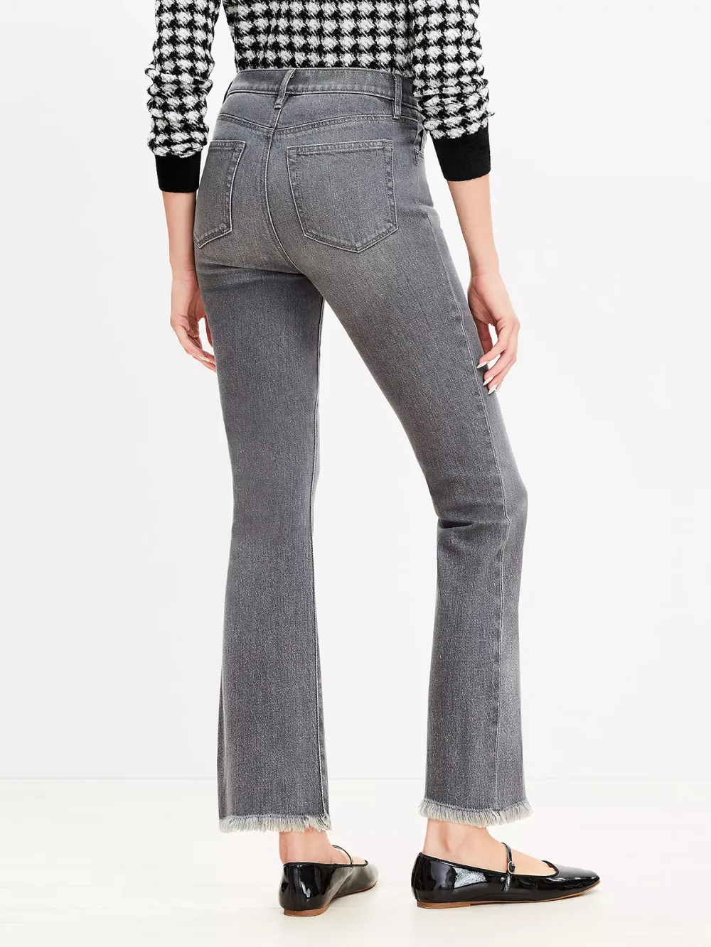 Frayed High Rise Kick Crop Jeans in Vintage Grey Wash