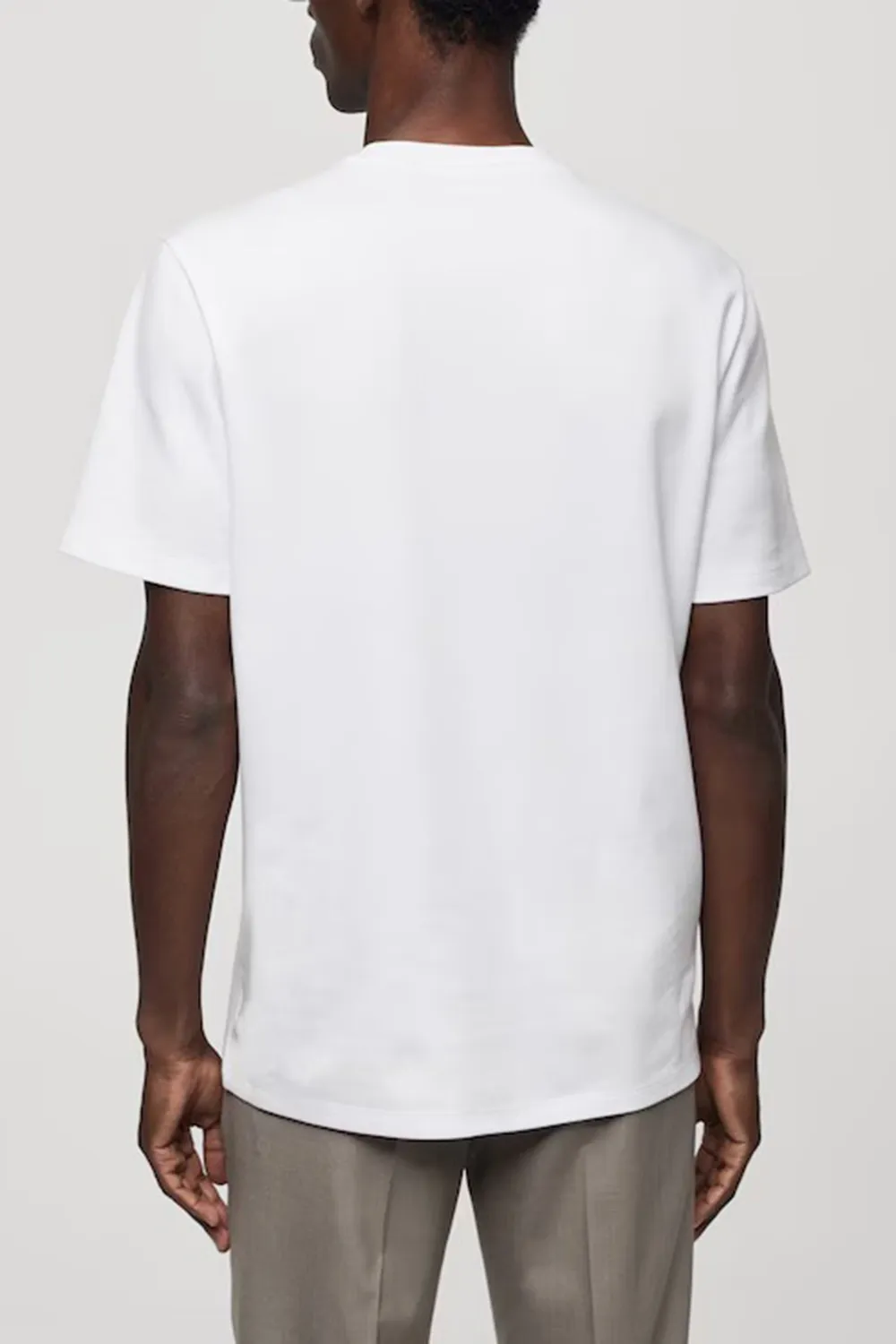 Breathable cotton t-shirt