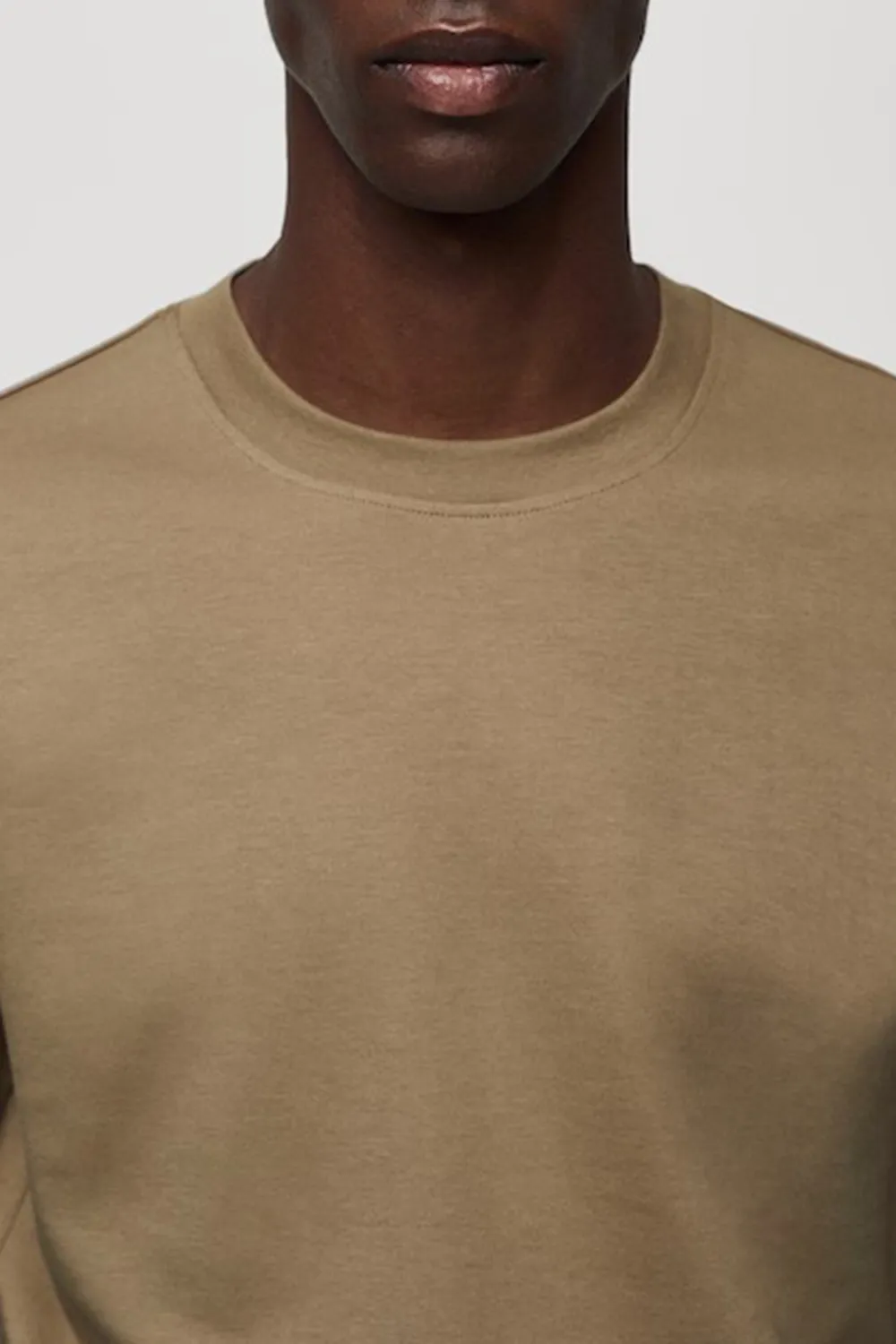 Breathable cotton t-shirt