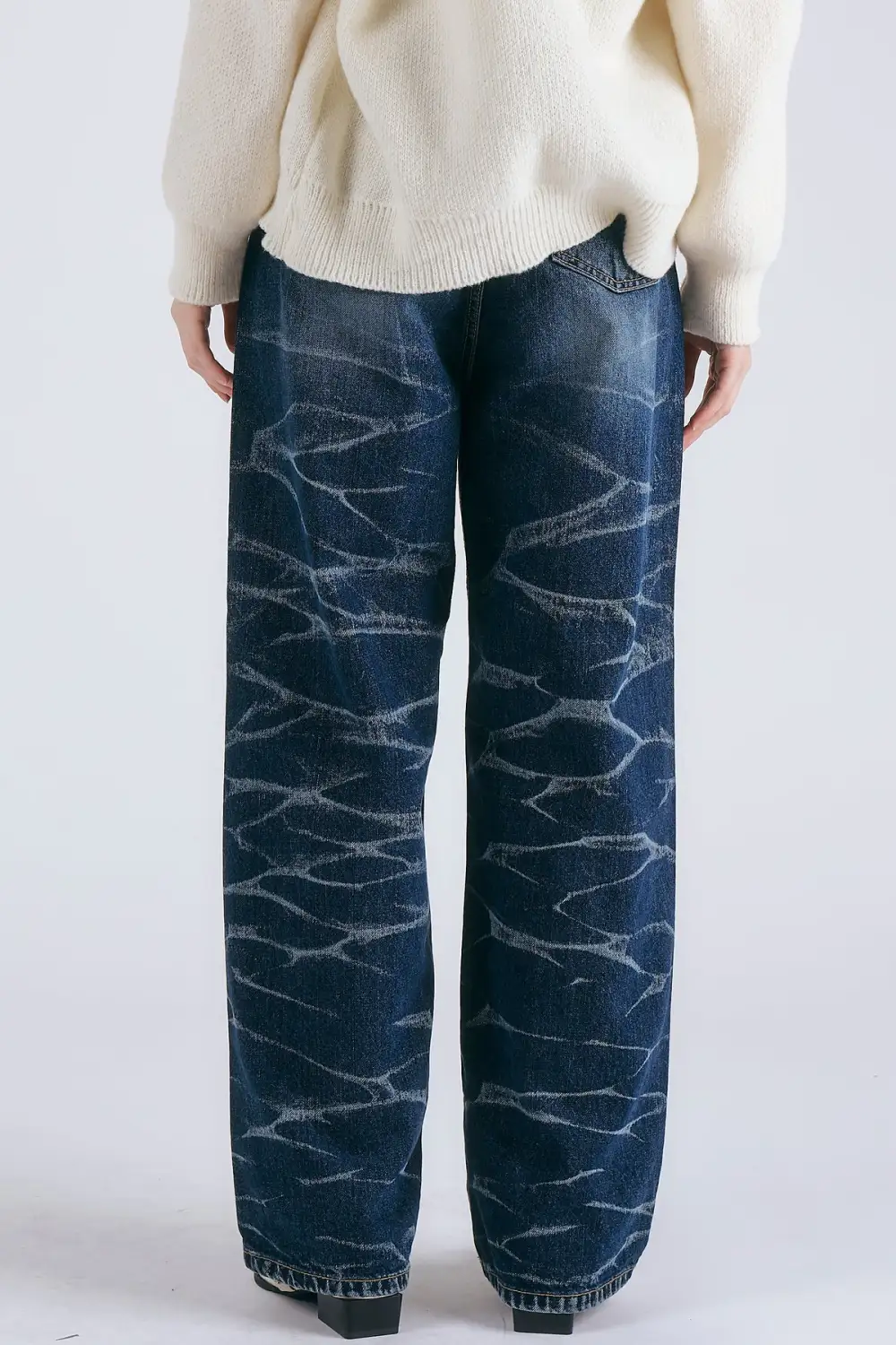 Daisy Whisker Wash Jeans