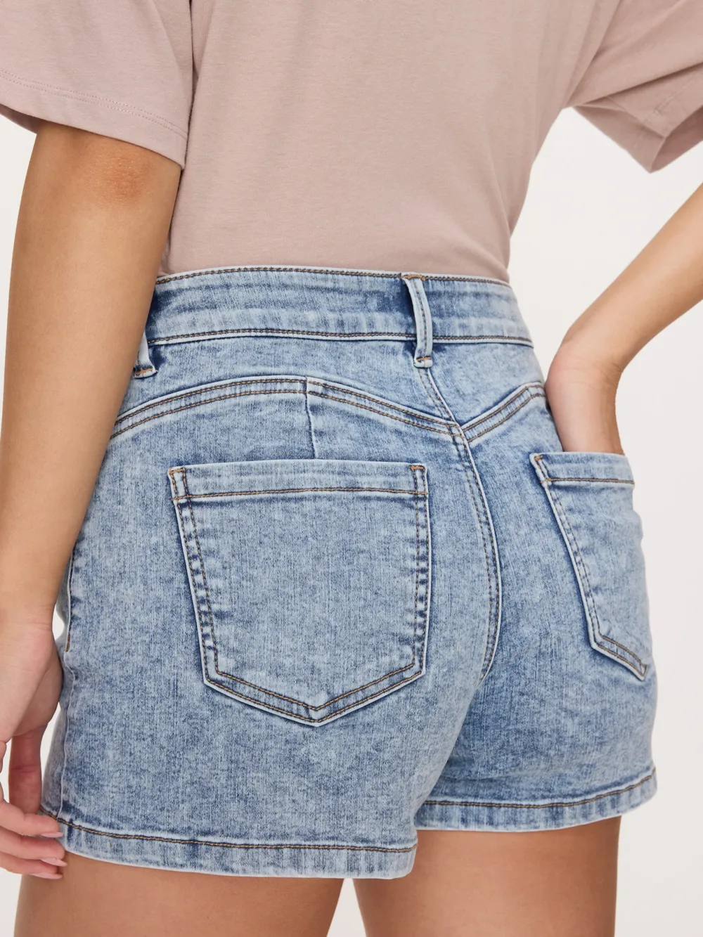 Peaches Denim Short