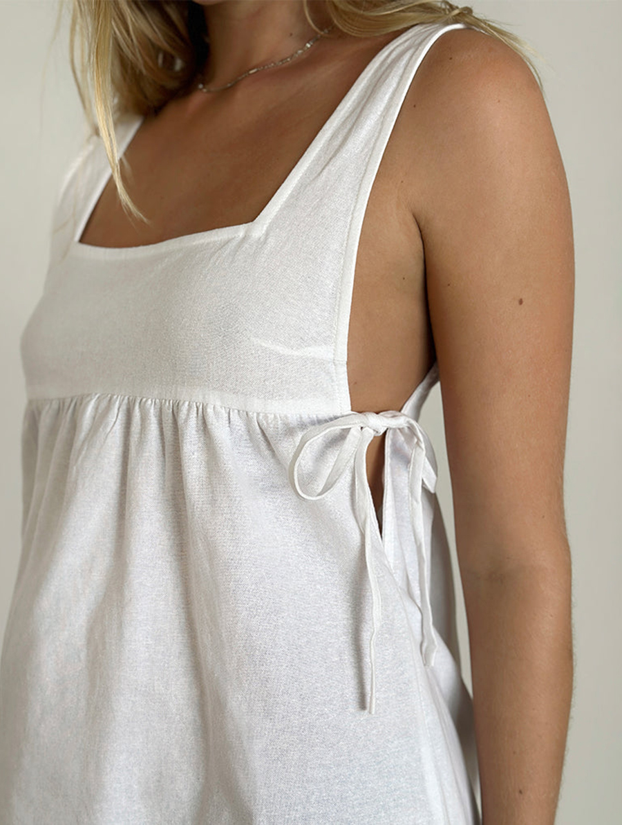 Kawase Tie Side Mini Dress In Linen White