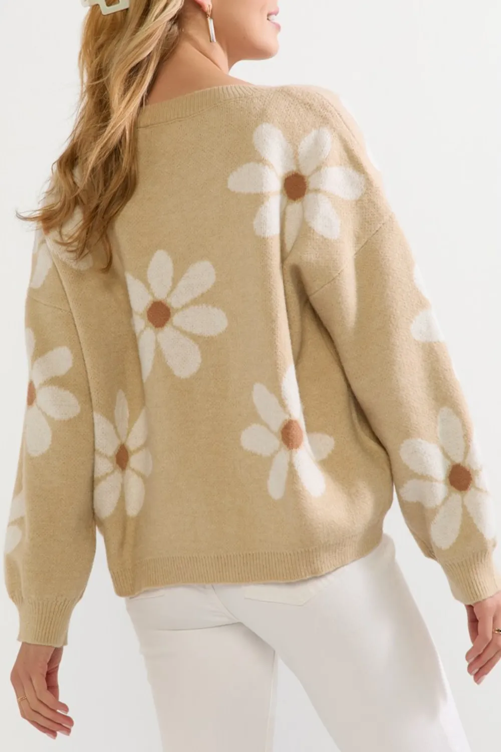 Matilda Pearl Daisy Pattern Pullover Sweater