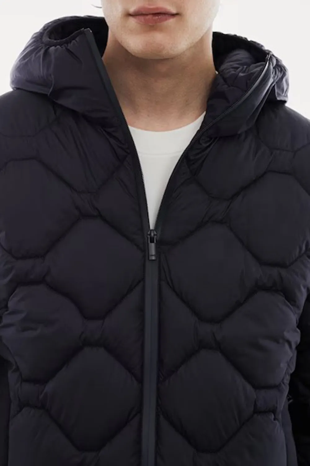 Ultra-light water-repellent anorak