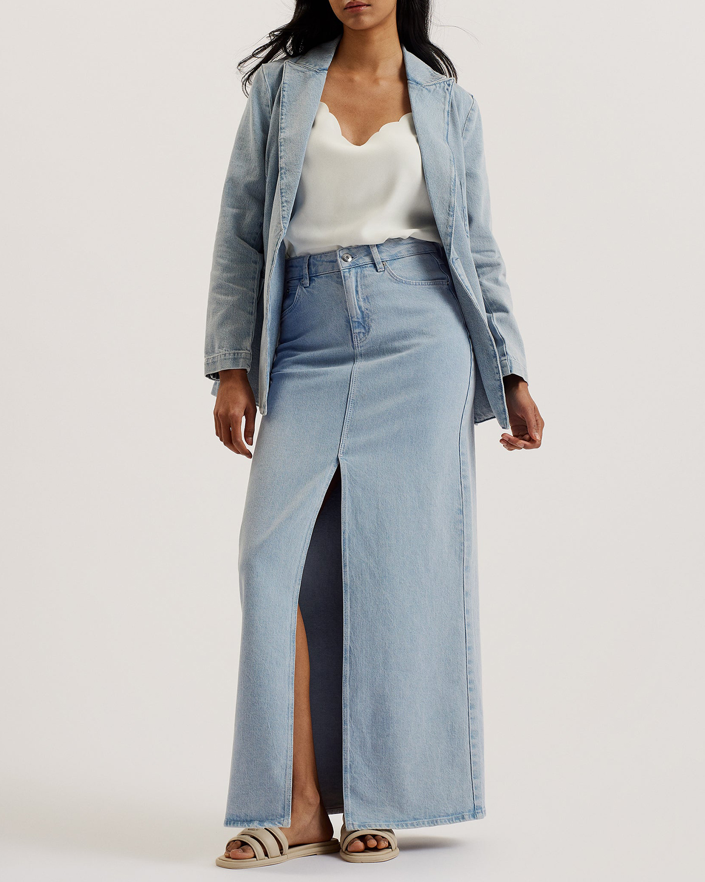 Dorlat Maxi Denim Skirt With Centre Front Sl Lt-Wash