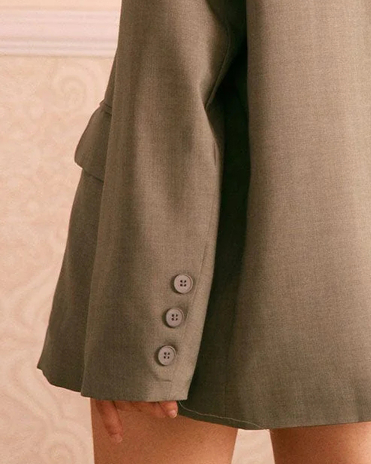 The Khaki Lapel Button Wide-waisted Blazer