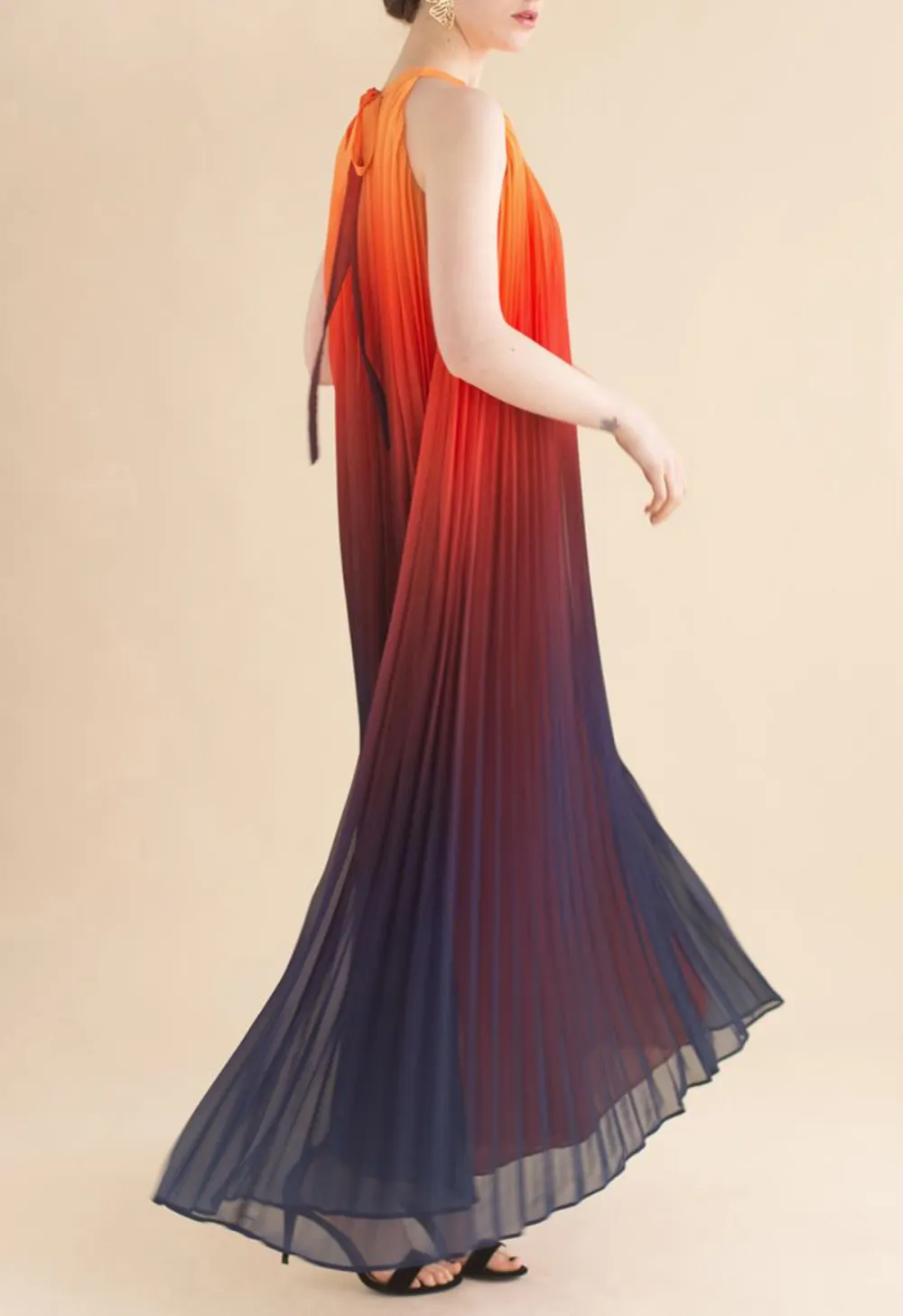 SPLENDOR OF THE SUNSET GRADIENT PLEATED MAXI DRESS