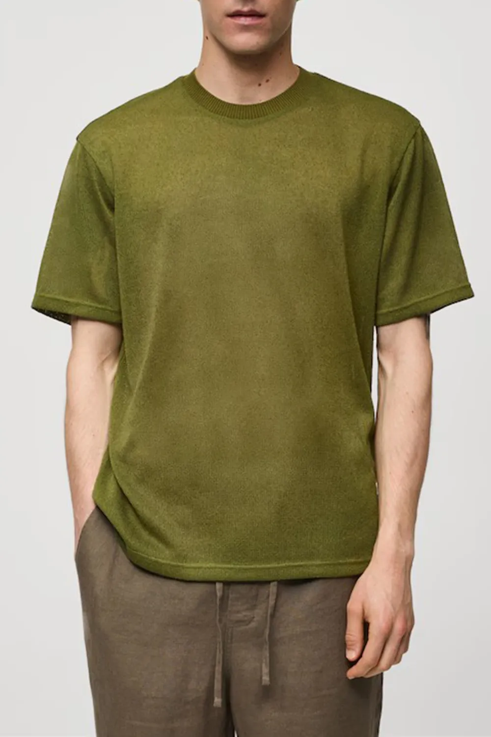 T-shirt with regular-fit structure