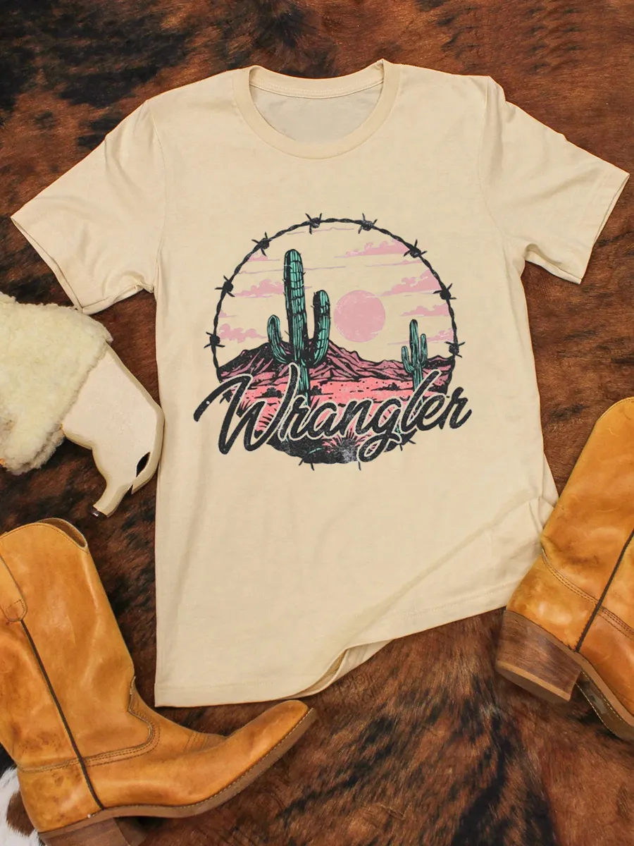 Soft cream Wrangler pattern T-shirt