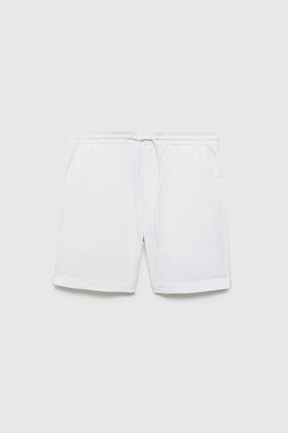 Water-repellent bermuda shorts with drawstring