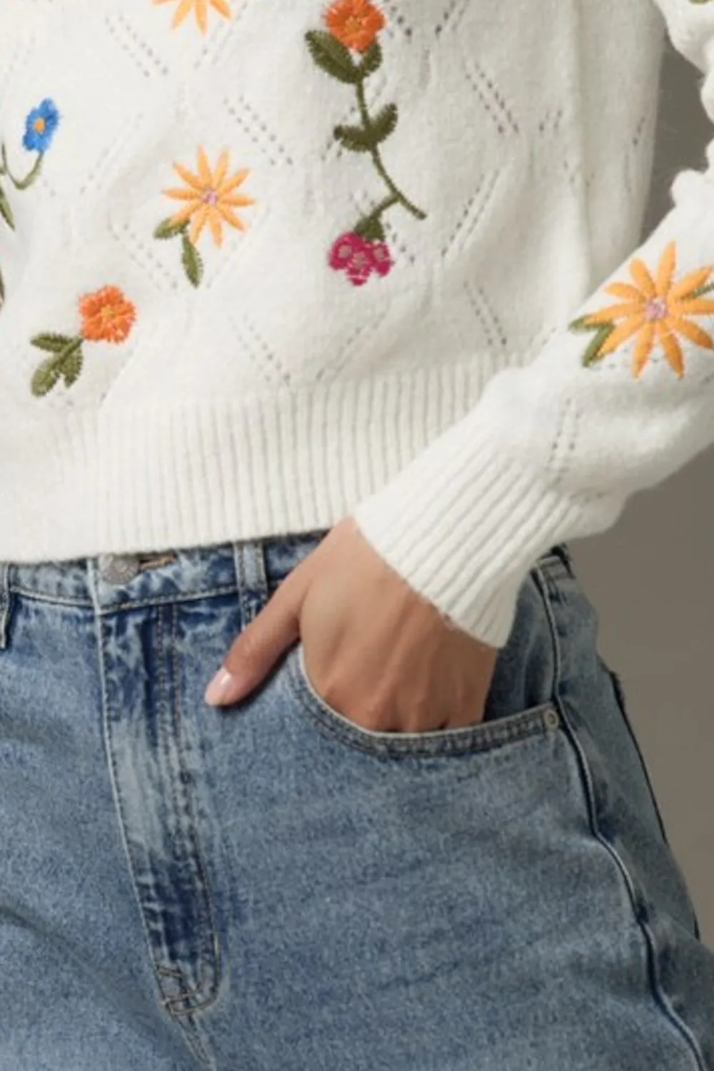 Abigail Floral Embroidered Pullover Sweater