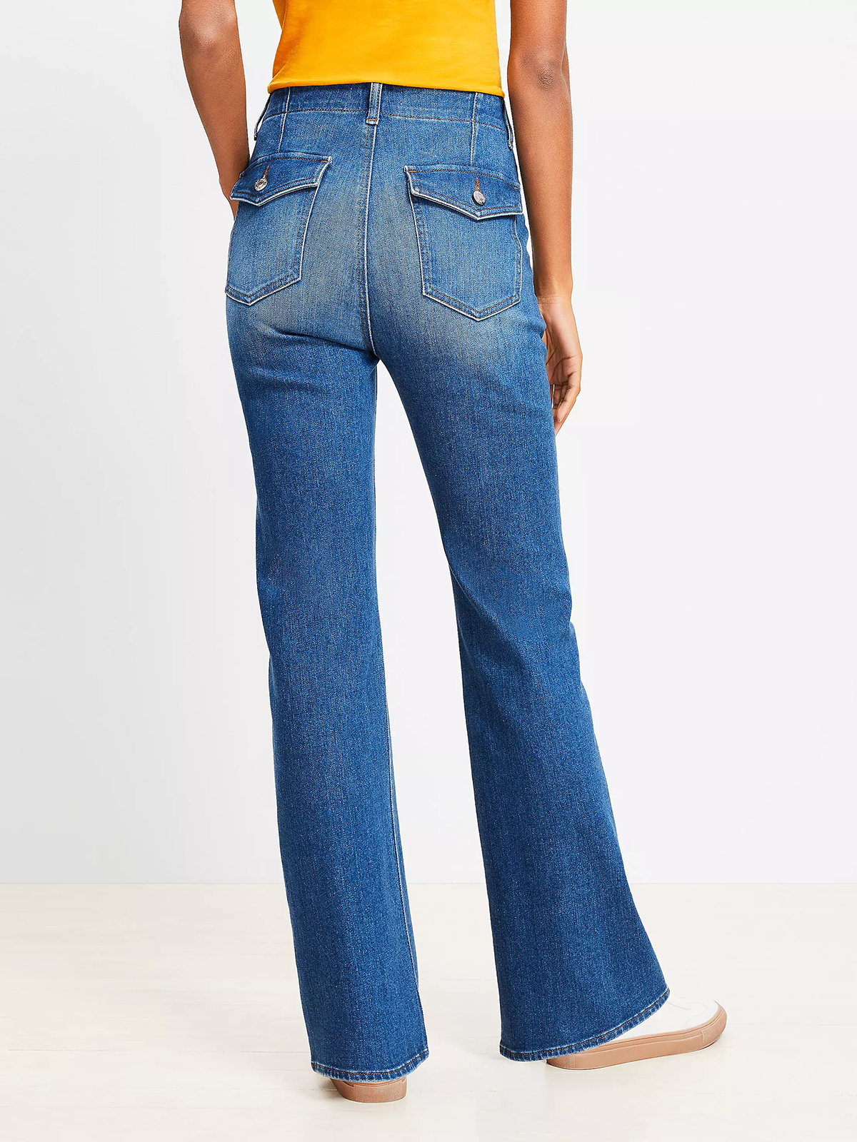 High Rise Relaxed Flare Jeans Mid Vintage Wash