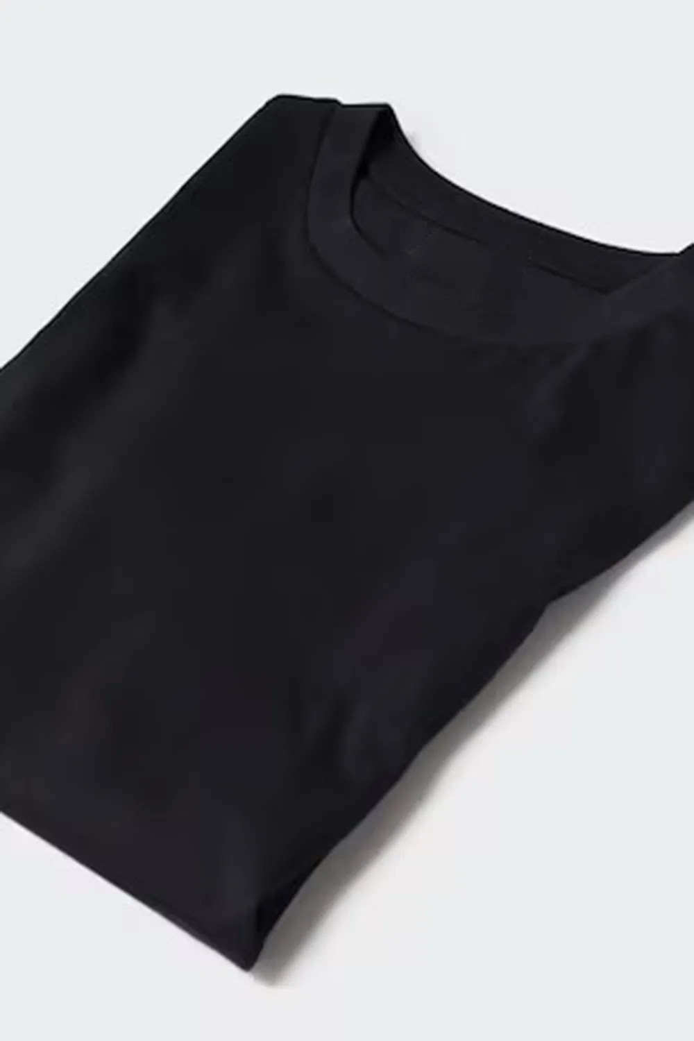 Rounded Neck Stretch T-shirt