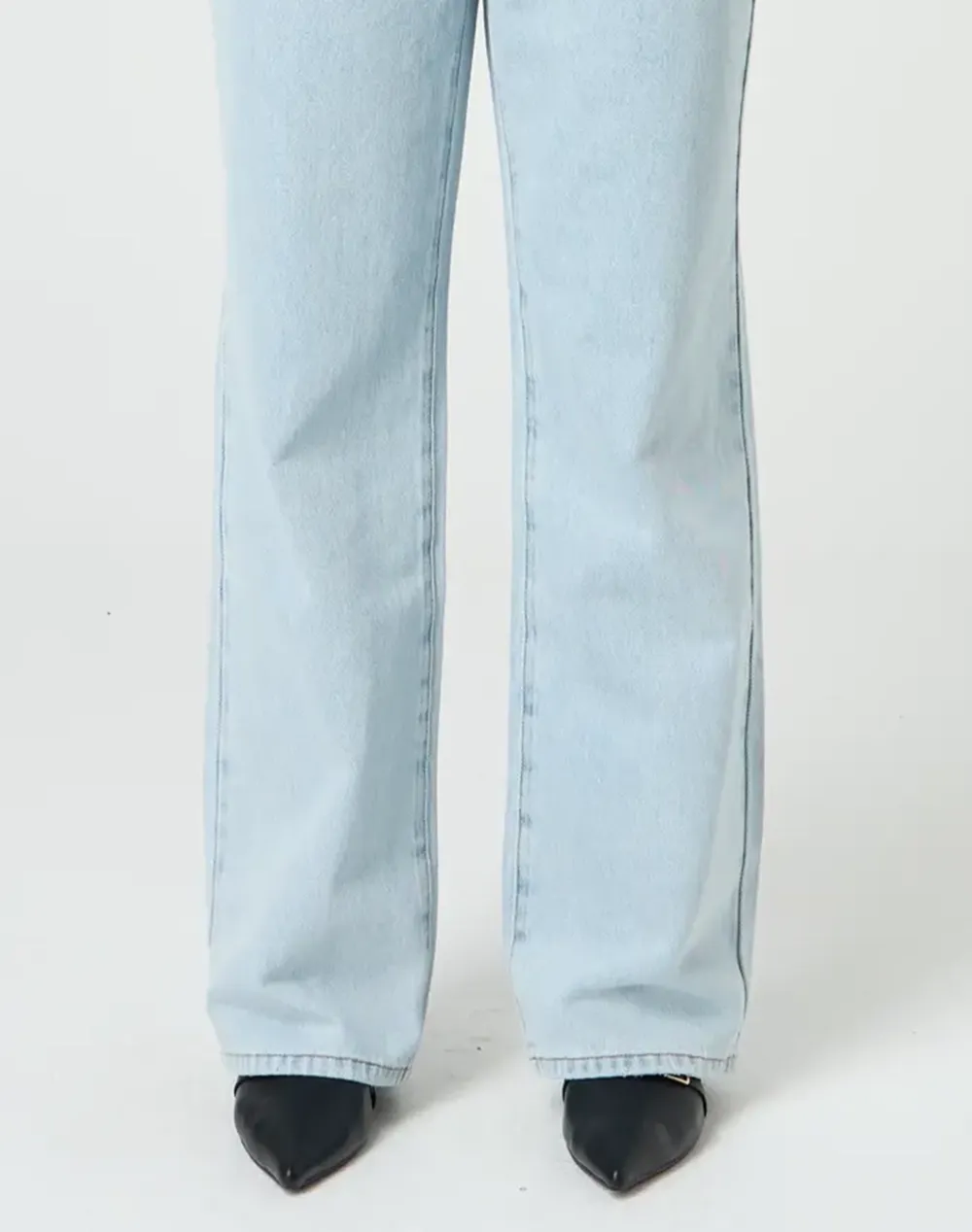 Low Rise Straight Leg Jean