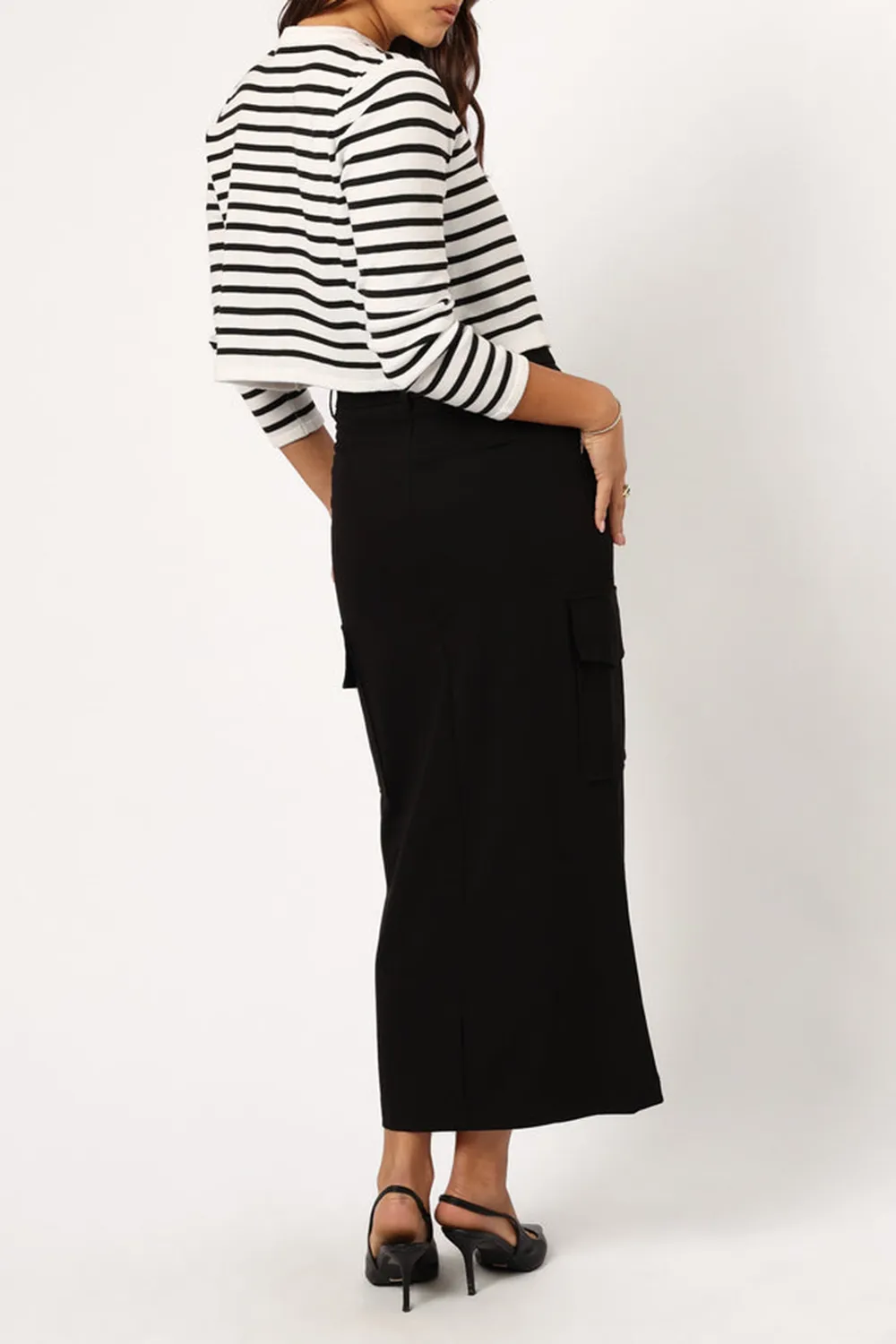 SIANA CARGO MIDI SKIRT - BLACK